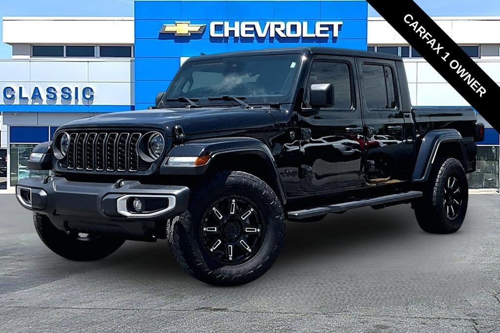 Used 2024 Jeep Gladiator Sport S