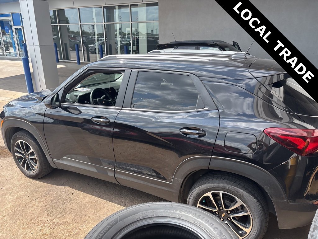 2024 Chevrolet Trailblazer LT photo 3
