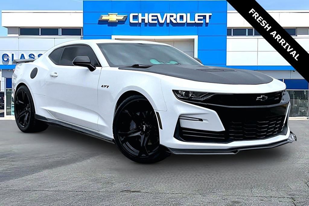 2022 Chevrolet Camaro 6.2 LT1's photo