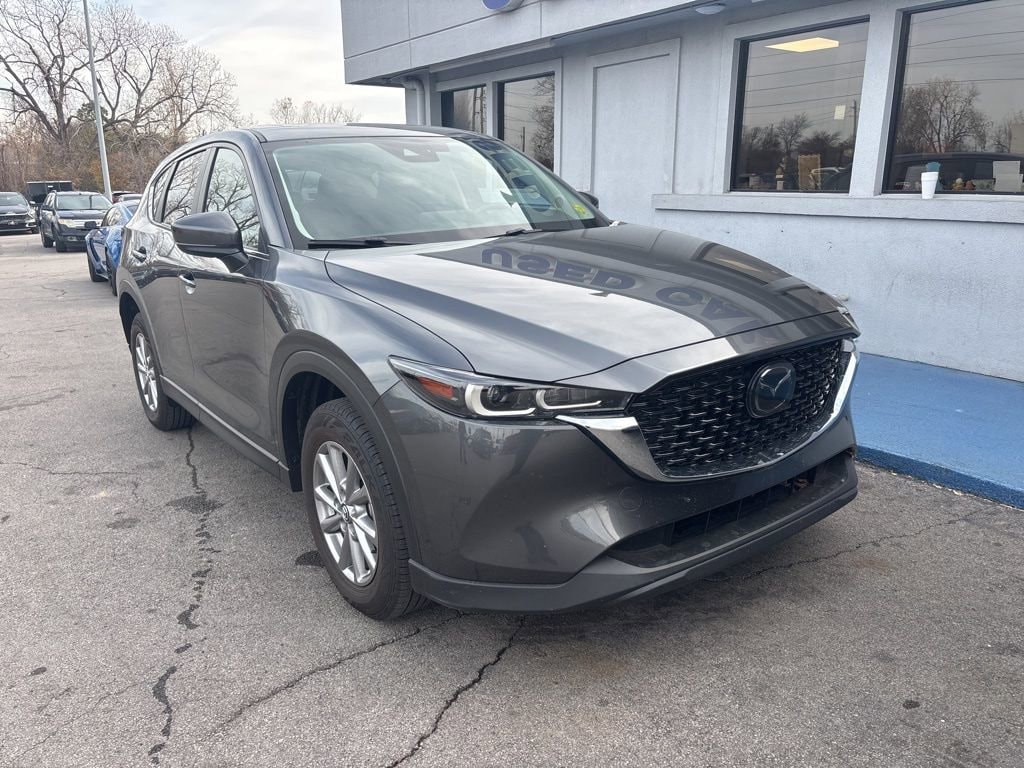 2023 Mazda CX-5 S Preferred package's photo