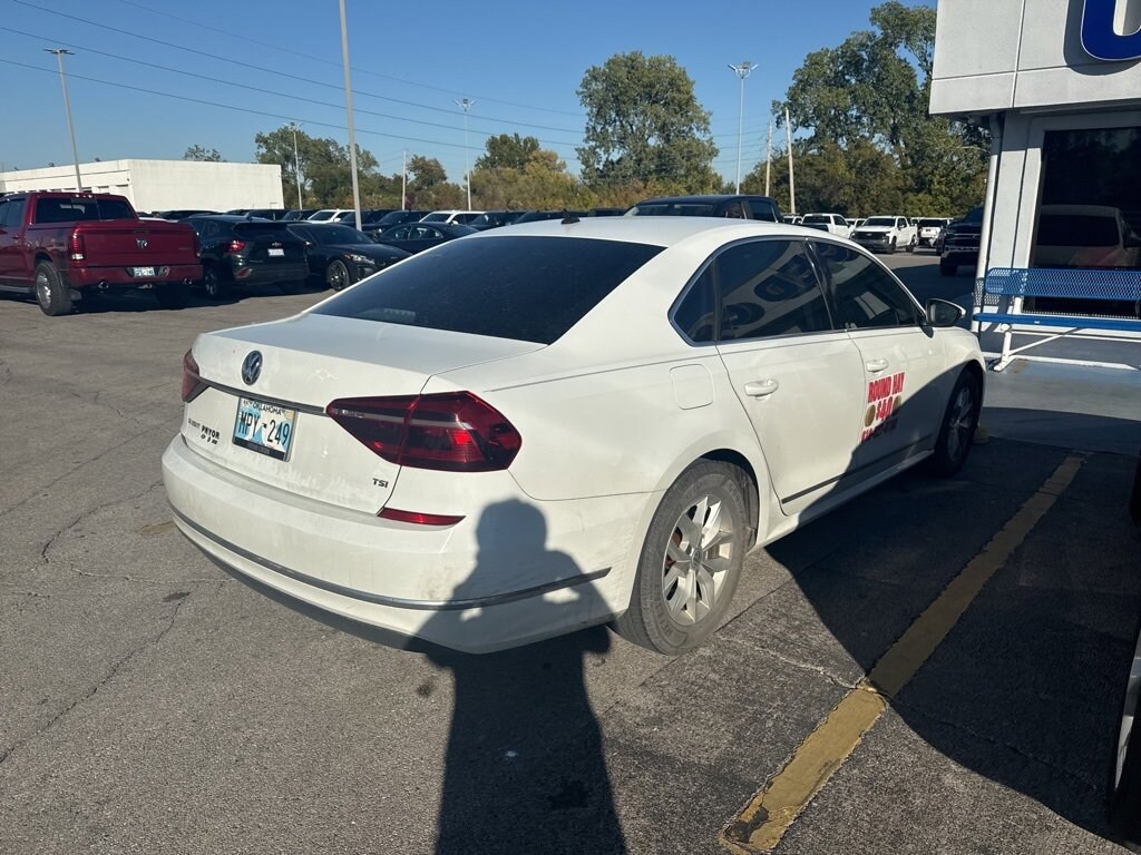 Used 2017 Volkswagen Passat 1.8T S