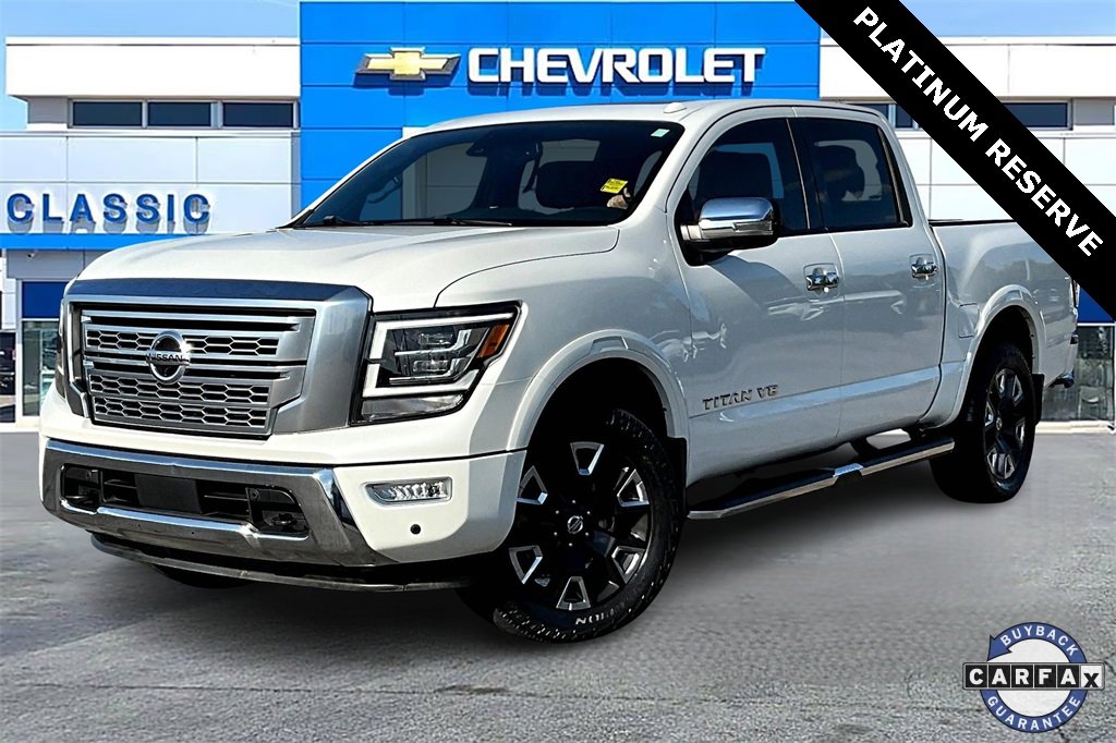 2020 Nissan Titan Platinum Reserve photo 3