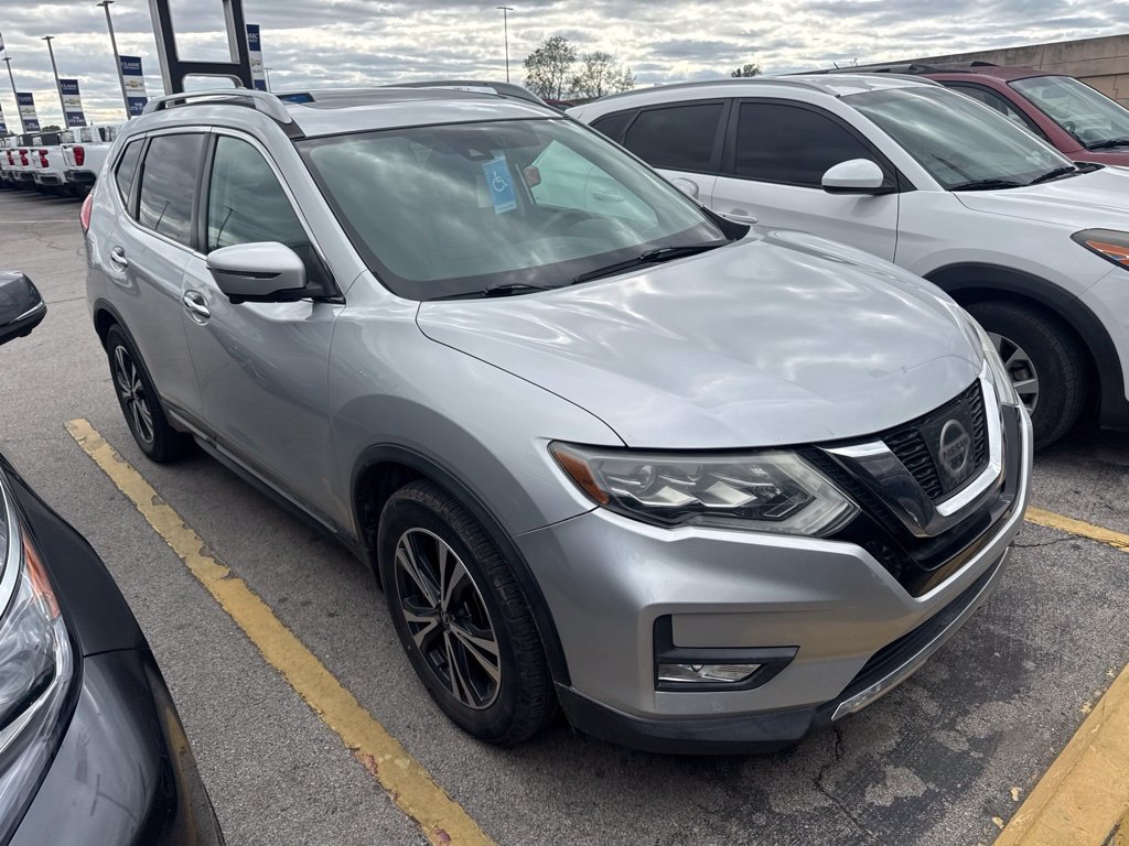  Nissan Rogue