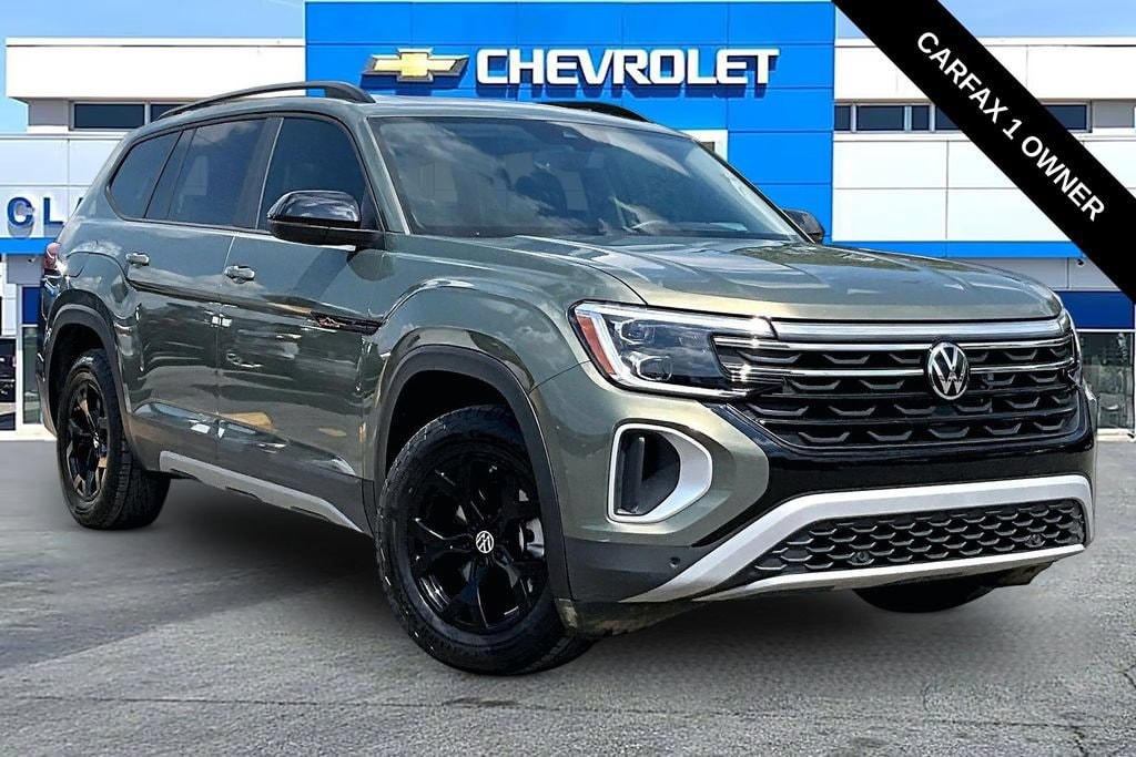 Used 2024 Volkswagen Atlas 2.0T Peak Edition SEL
