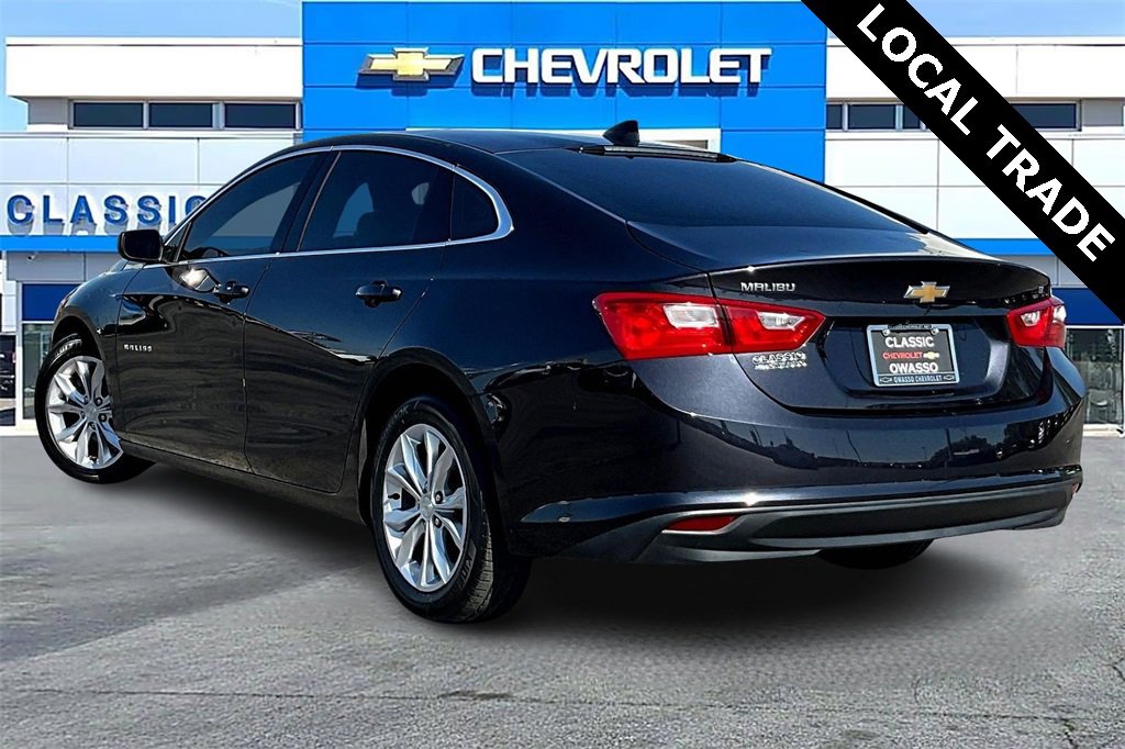 2023 Chevrolet Malibu 1LT photo 4