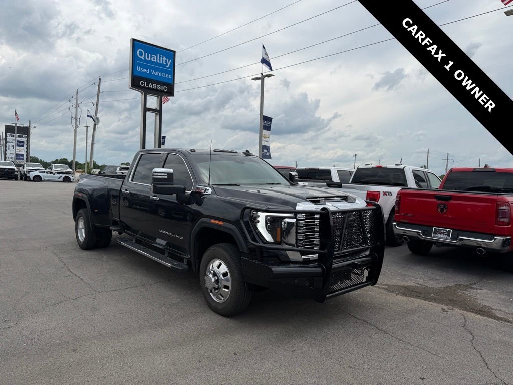 2025 GMC Sierra 4WD Crew Cab Long Box DRW Denali's photo