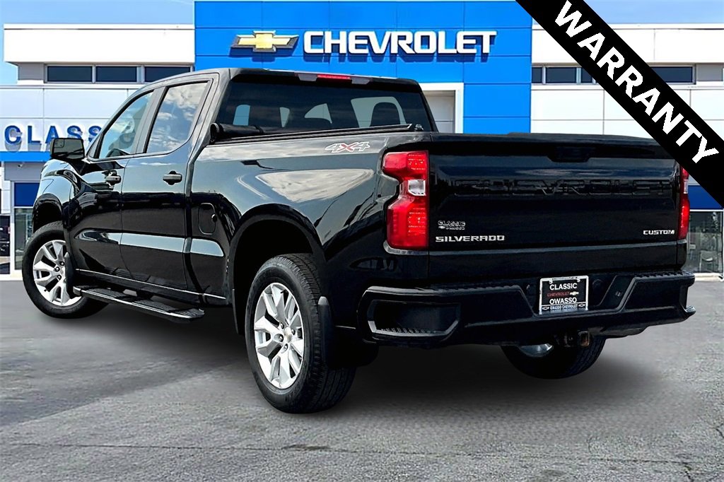2023 Chevrolet Silverado 1500 Custom photo 4