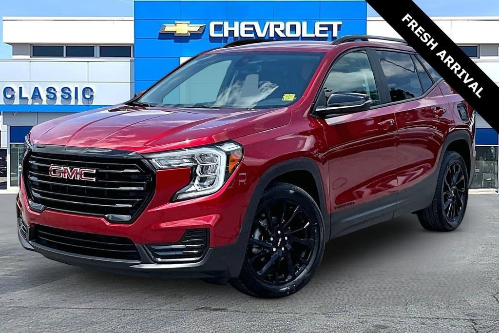 Used 2024 GMC Terrain SLE SUV