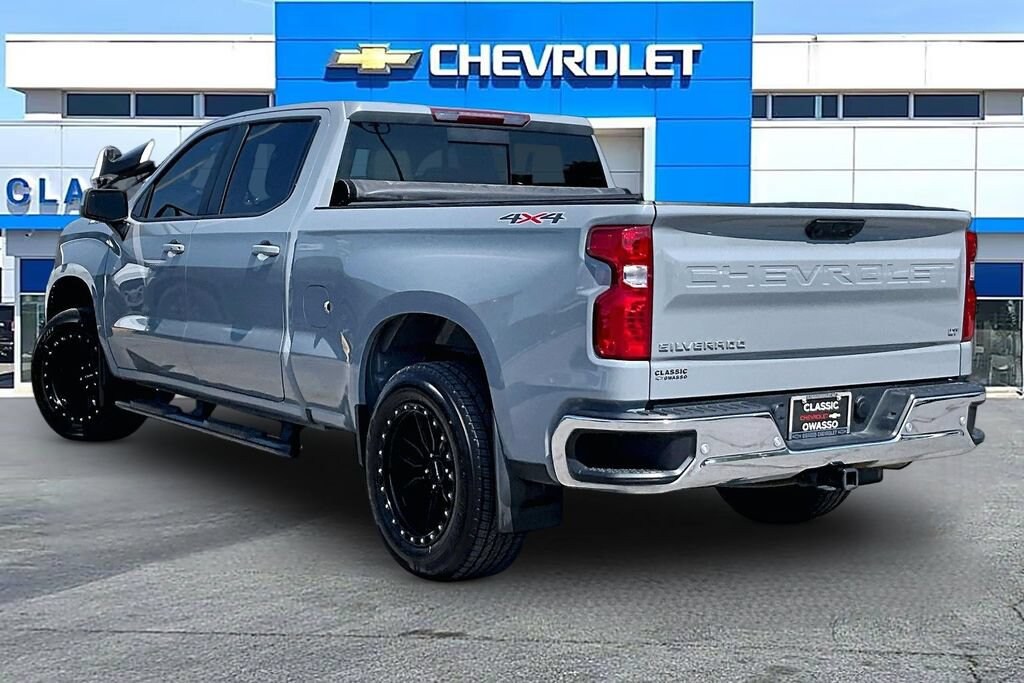 Used 2024 Chevrolet Silverado 1500 LT Truck