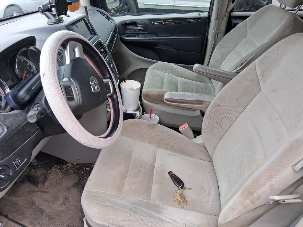 Used 2017 Dodge Grand Caravan SE