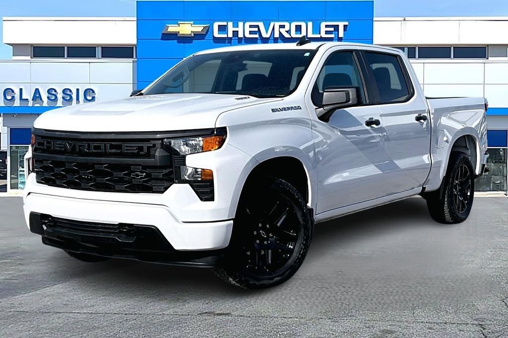 New 2026 Chevrolet Silverado 1500 Custom Truck