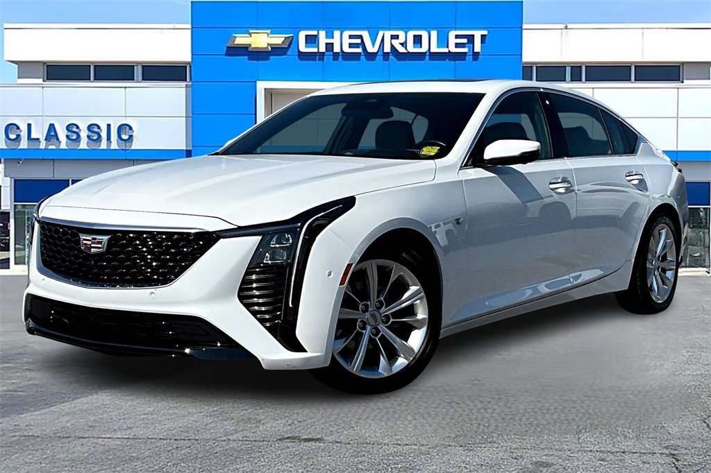 2025 Cadillac CT5 Premium Luxury photo 3