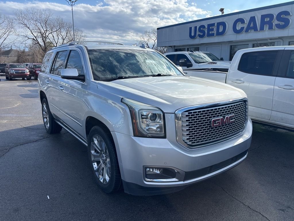 2016 GMC Yukon Denali's photo
