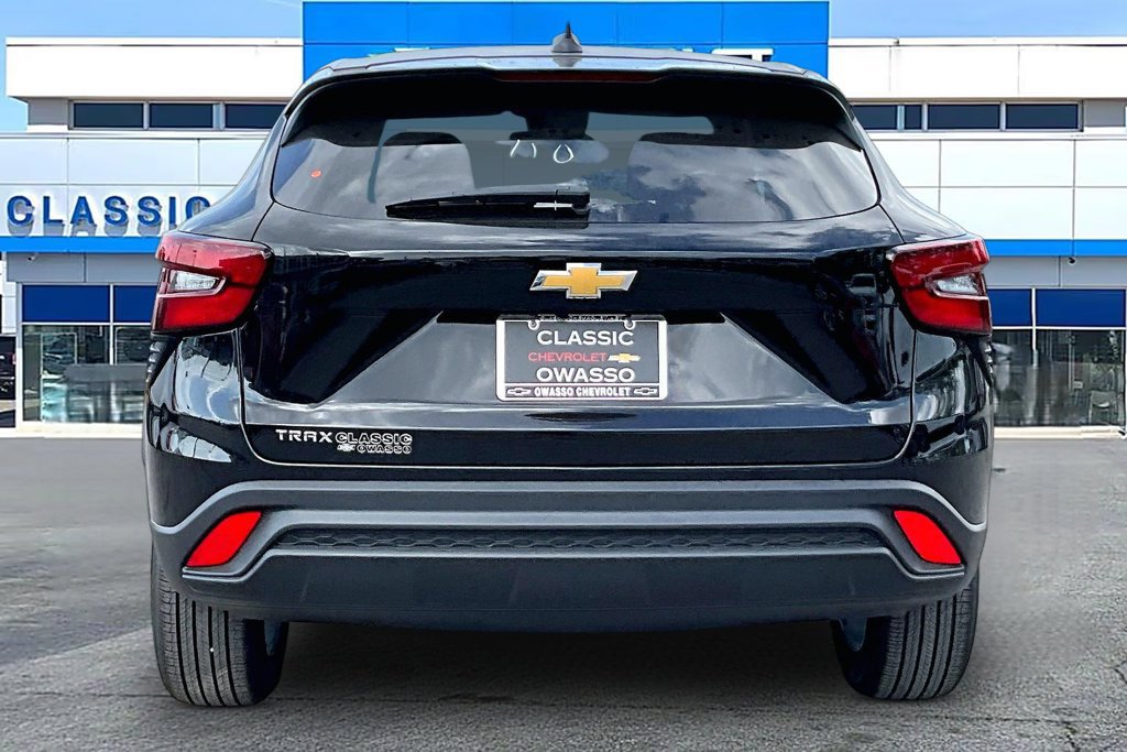 New 2026 Chevrolet Trax LS SUV