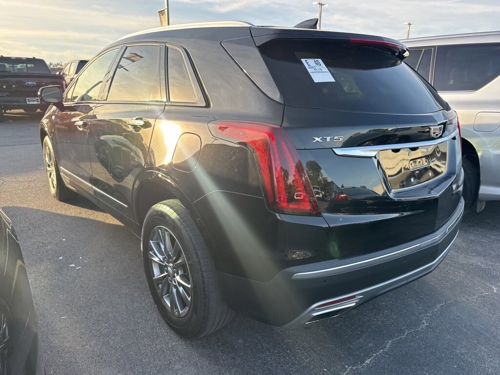 Used 2021 CADILLAC XT5 Premium Luxury SUV