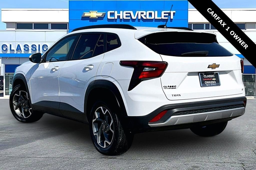 Used 2025 Chevrolet Trax LT SUV