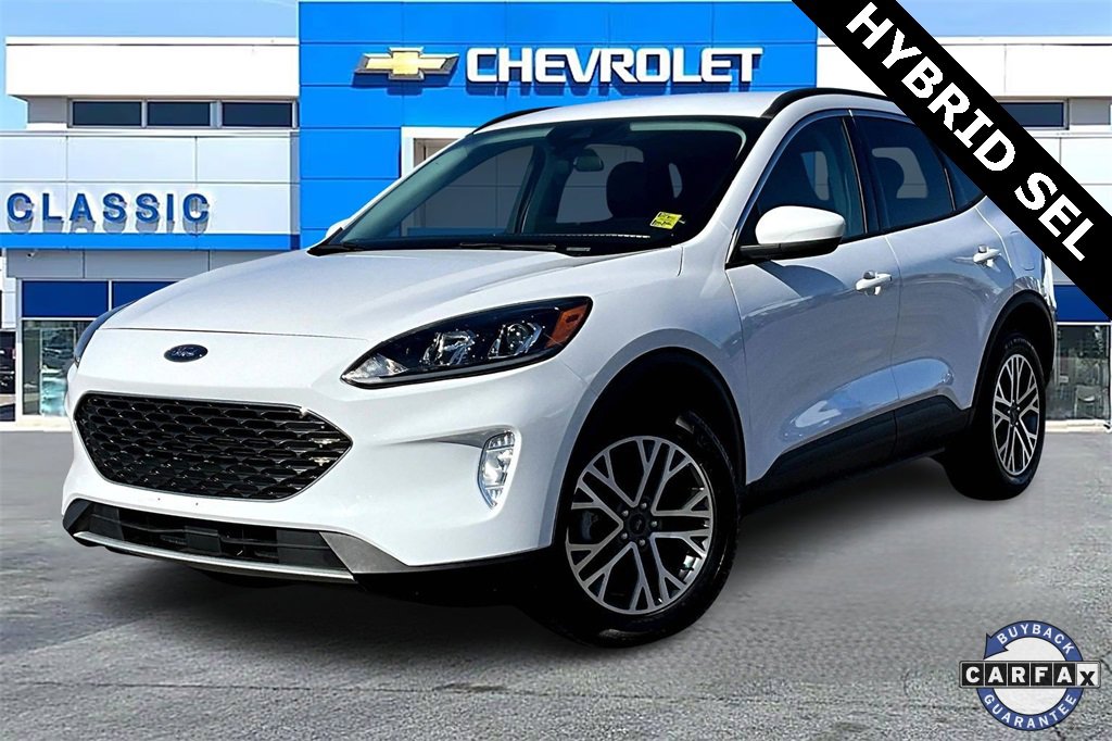2021 Ford Escape SEL Hybrid photo 3