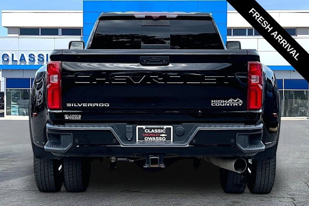 Used 2024 Chevrolet Silverado 3500 HD High Country DRW Truck