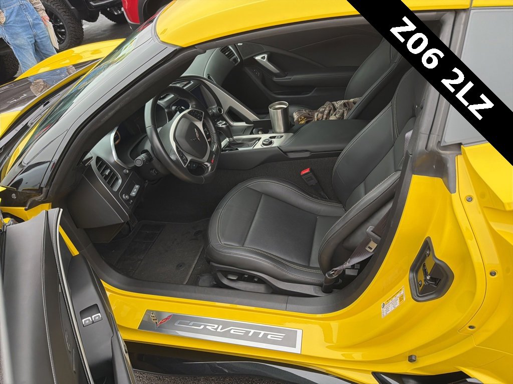 2017 Chevrolet Corvette Z06 2LZ photo 2