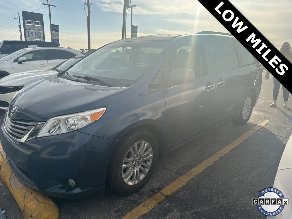 Used 2016 Toyota Sienna XLE