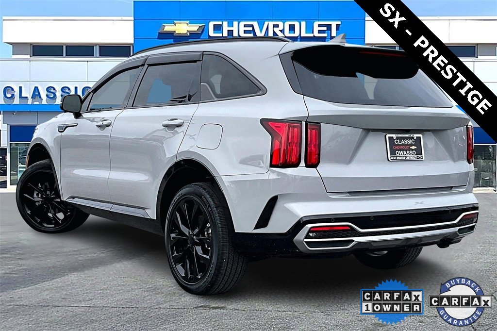 2023 Kia Sorento SX Prestige photo 2