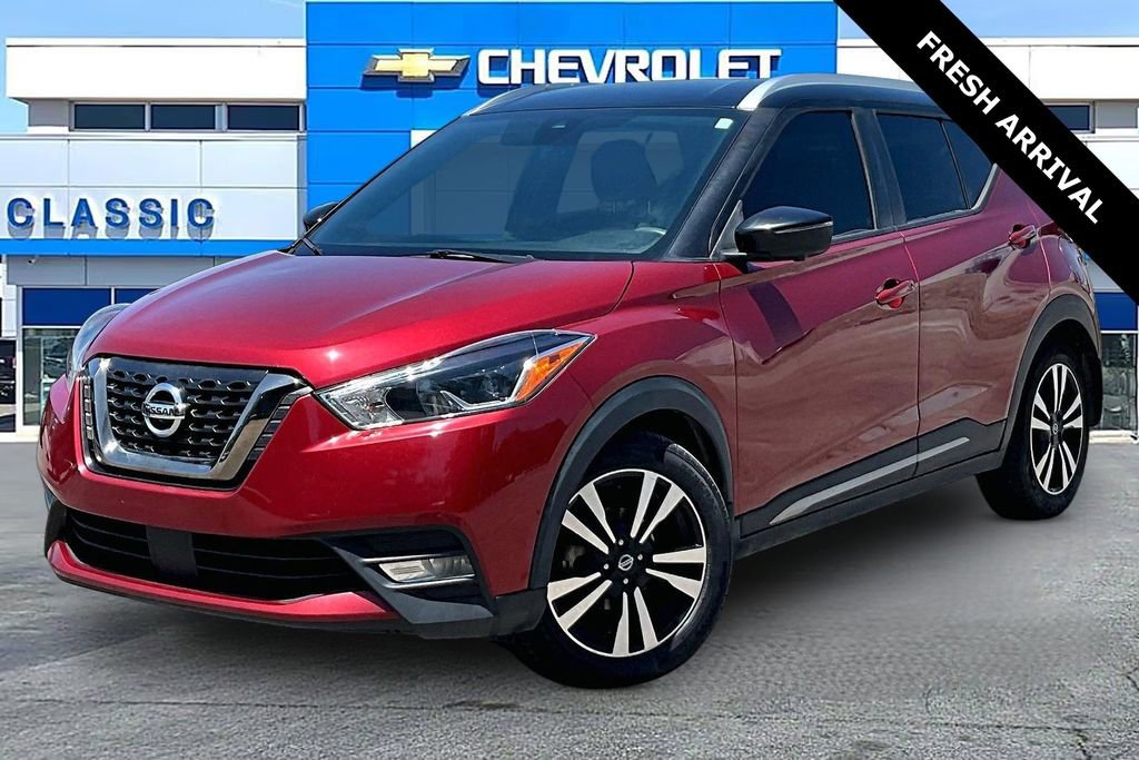 Used 2020 Nissan Kicks SR with VIN 3N1CP5DVXLL526268 for sale in Owasso, OK