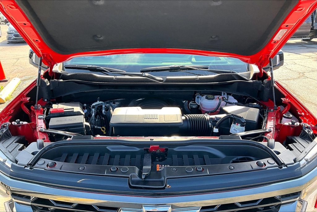 2026 Chevrolet Silverado 1500 ZR2 - Photo 11