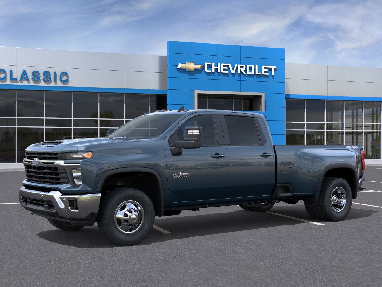 2026 Chevrolet Silverado 3500HD LT photo 2