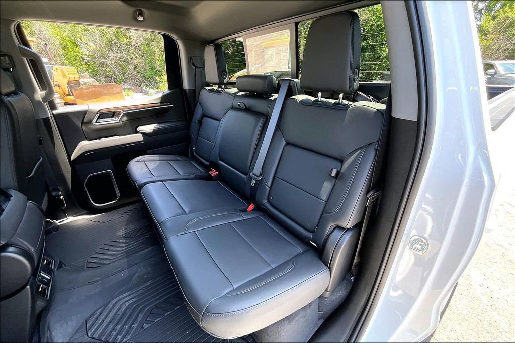 2026 Chevrolet Silverado 1500 LT - Photo 9