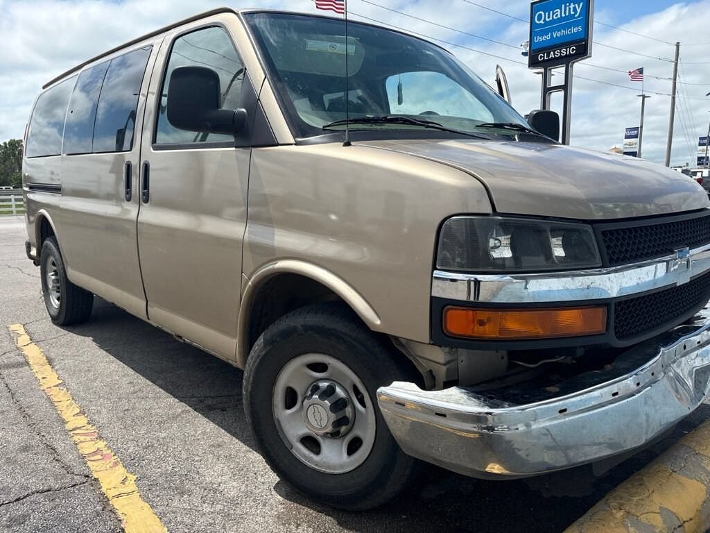 Used 2006 Chevrolet Express Passenger 3500 Van