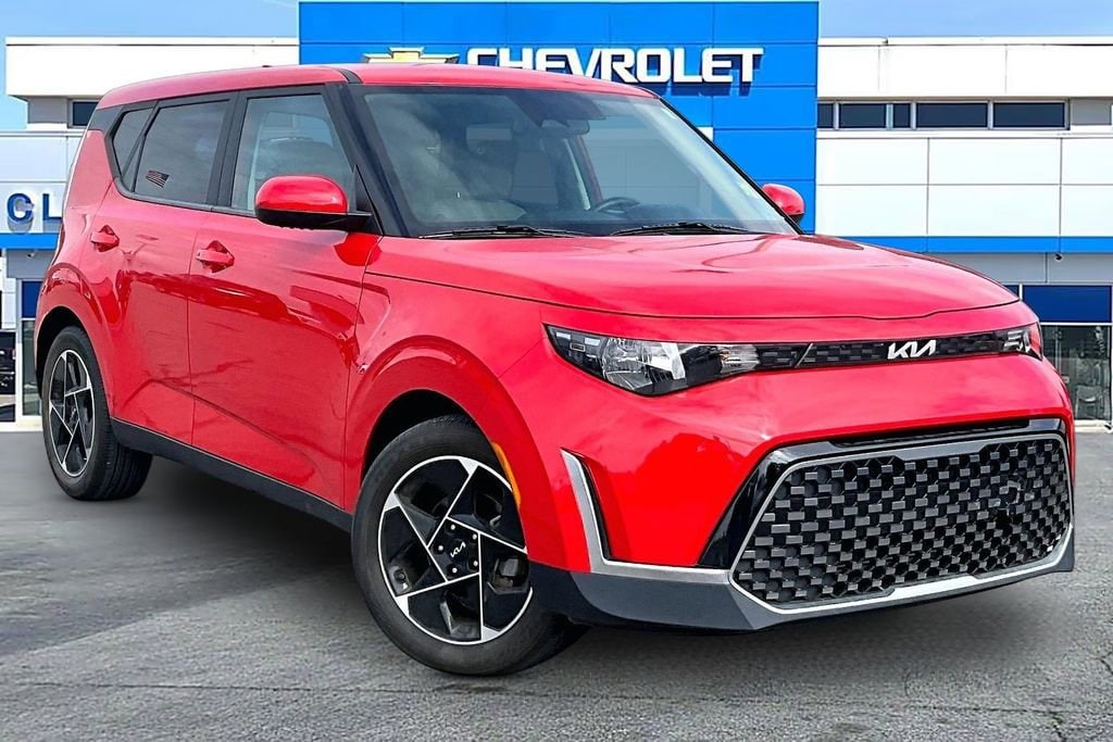 2023 Kia Soul 2.0L EX 6 IVT's photo