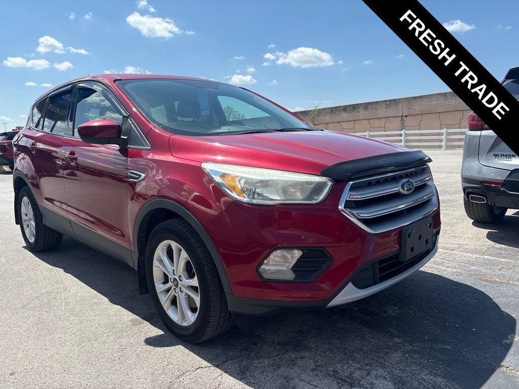 Used 2017 Ford Escape SE
