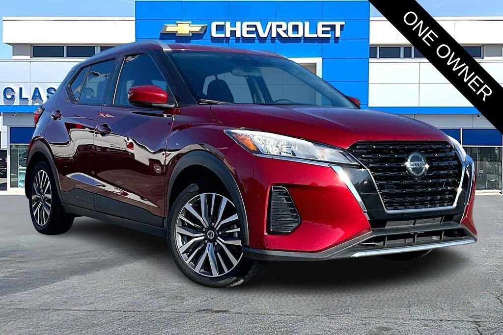 Used 2021 Nissan Kicks SV