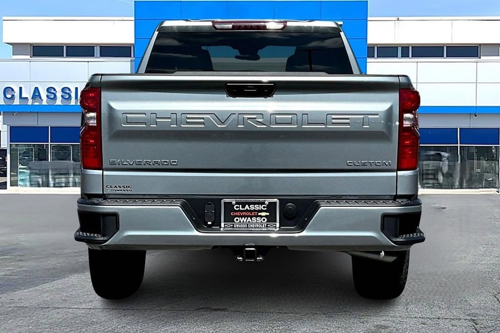 New 2026 Chevrolet Silverado 1500 Custom Truck