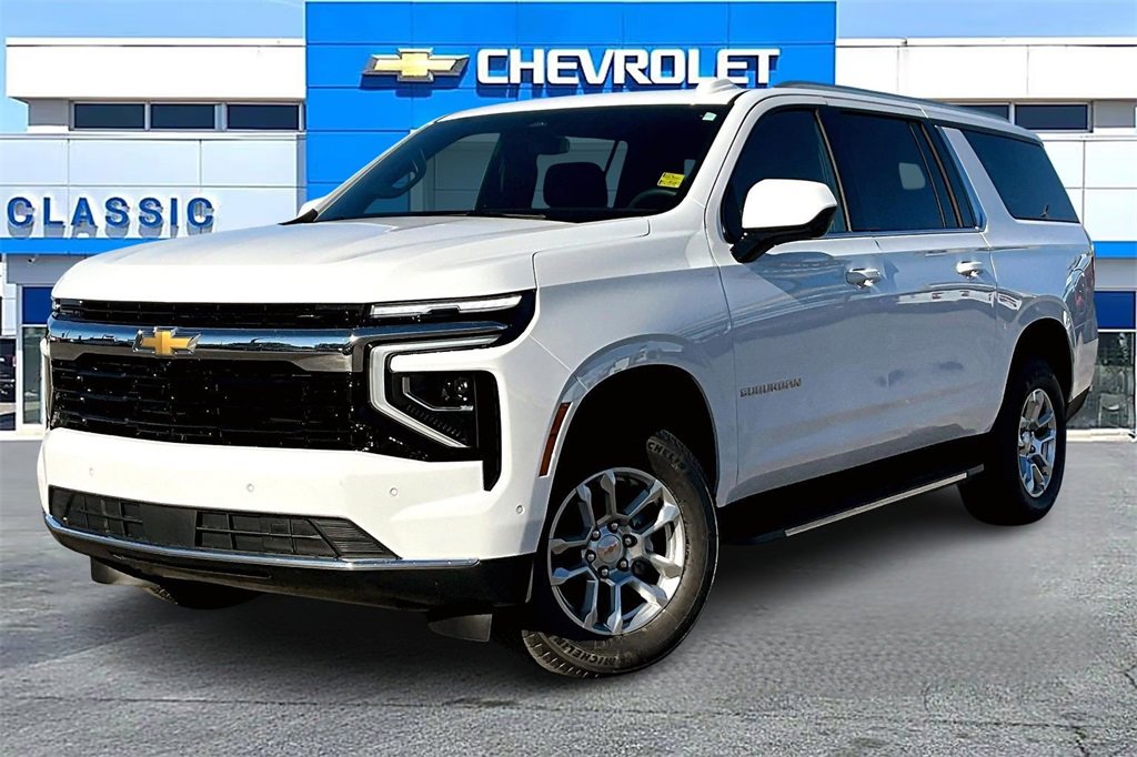 2026 Chevrolet Suburban LS photo 2