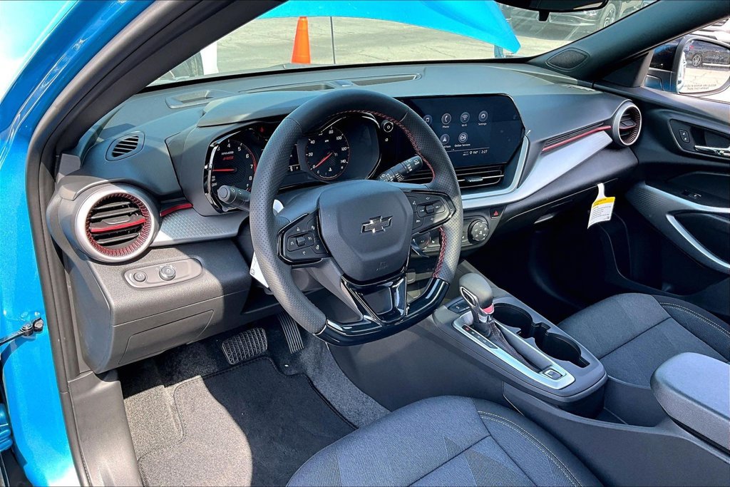 2026 Chevrolet Trax RS - Photo 6