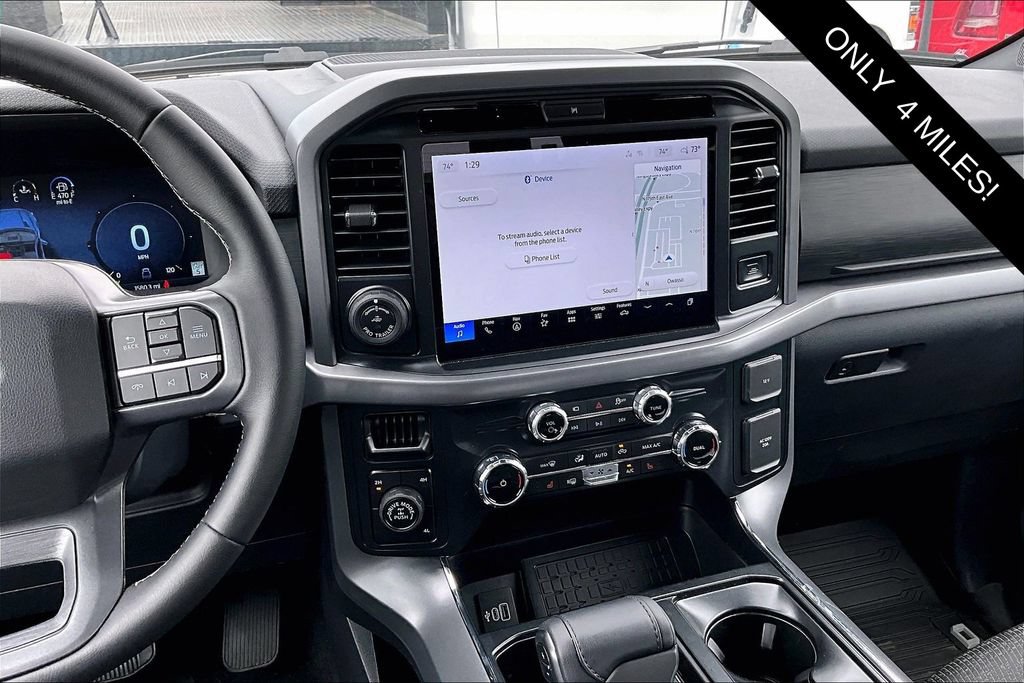 2025 Ford F-150 XLT - Photo 9