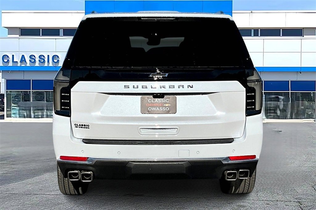 2026 Chevrolet Suburban High Country photo 4