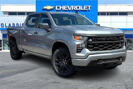 2026 Chevrolet Silverado 1500 Custom Truck