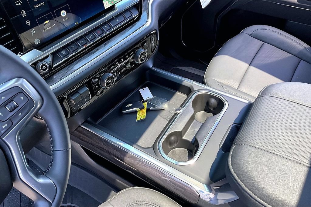 2026 Chevrolet Silverado 2500 HD LTZ - Photo 8