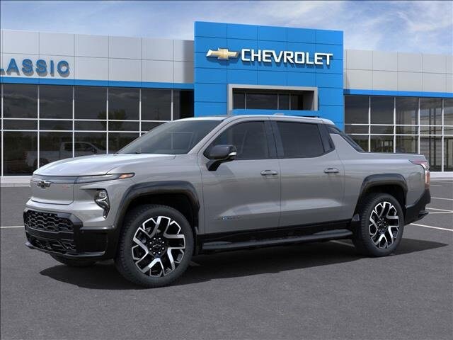 2025 Chevrolet Silverado EV RST photo 2
