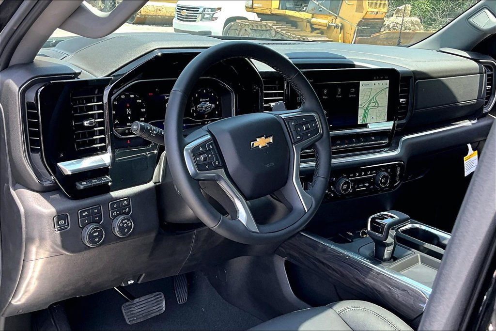 2026 Chevrolet Silverado 1500 LTZ - Photo 6
