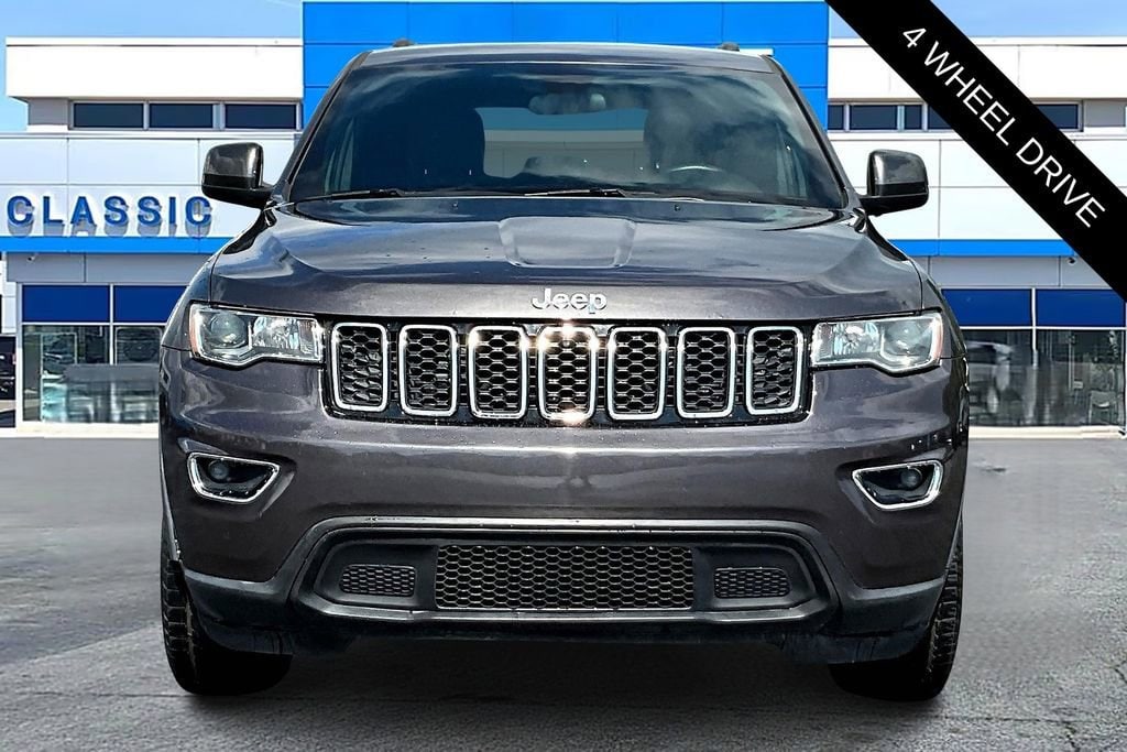 Used 2018 Jeep Grand Cherokee Laredo E