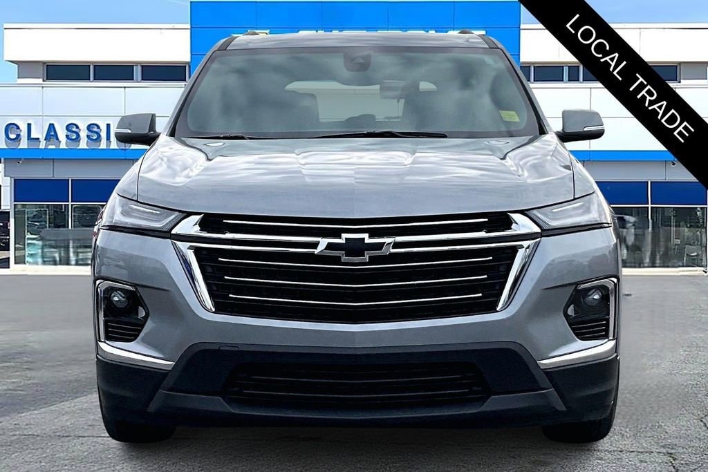 Used 2023 Chevrolet Traverse LT Cloth SUV