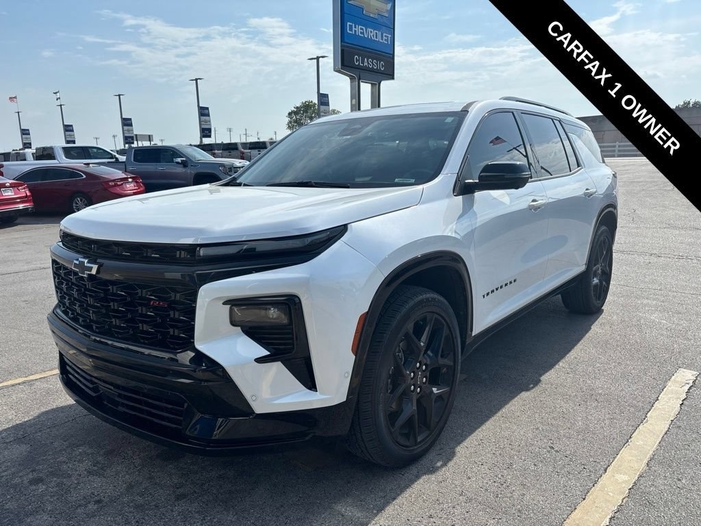 Used 2024 Chevrolet Traverse RS SUV