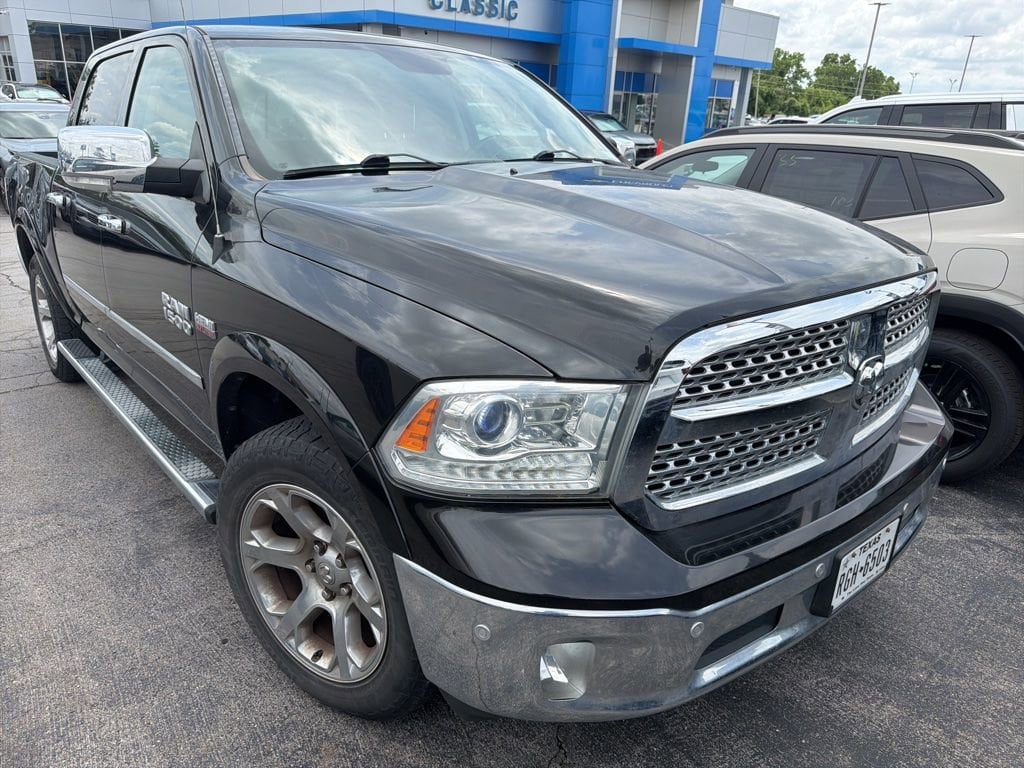 2017 RAM 1500 Laramie Crew Cab 5'7's photo