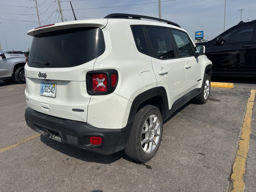 2021 Jeep Renegade Latitude photo 2