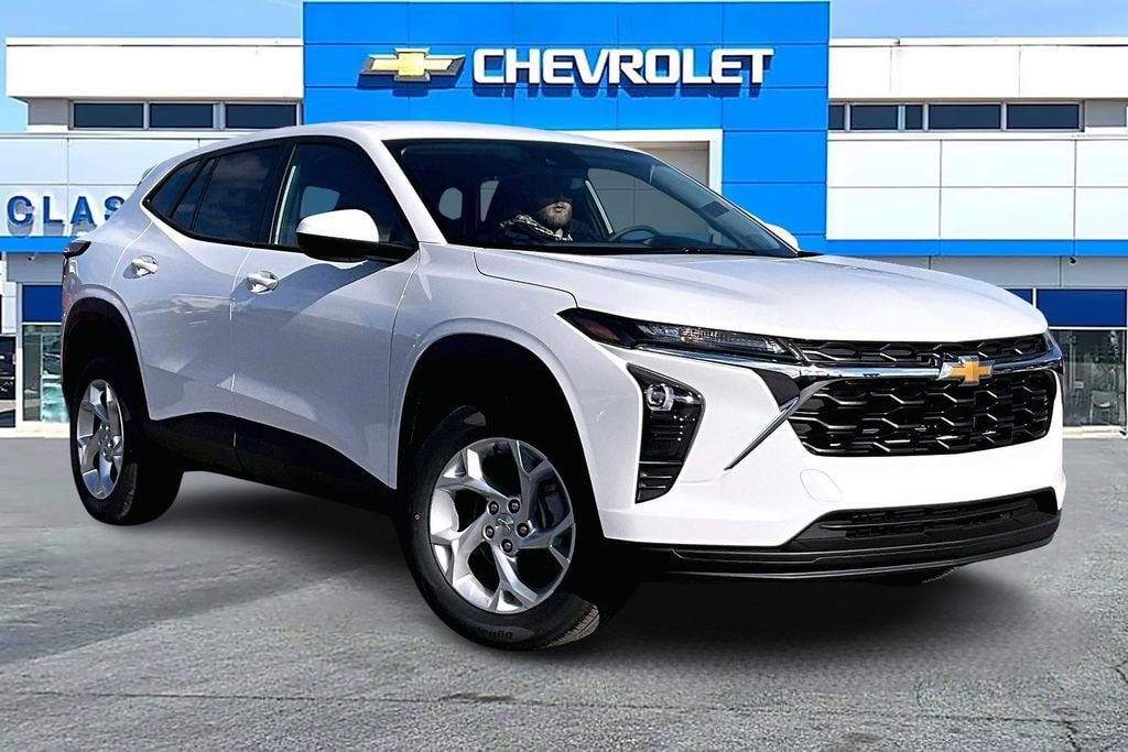 2026 Chevrolet Trax LS's photo