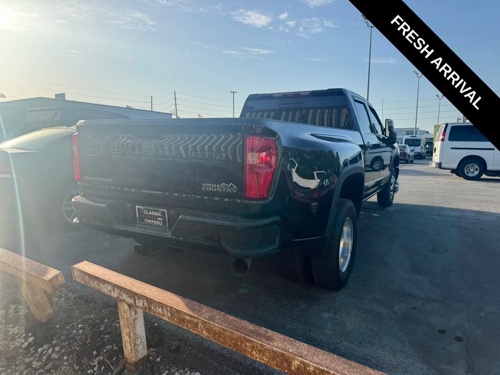 Used 2024 Chevrolet Silverado 3500 HD High Country DRW Truck