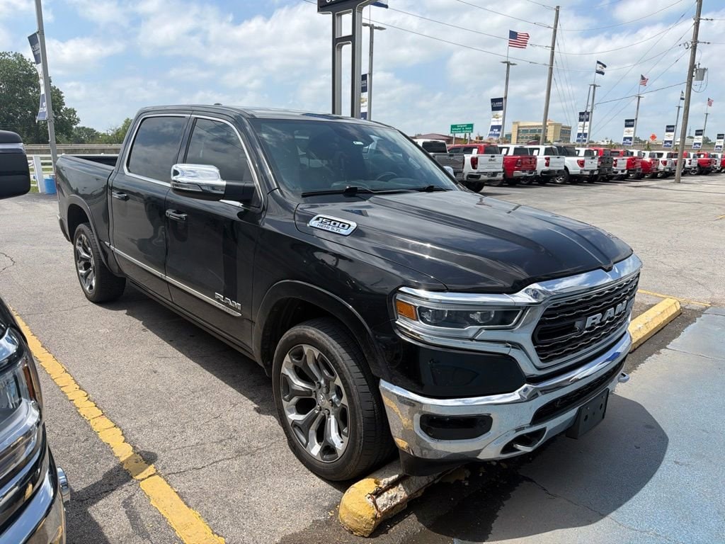 2019 RAM 1500 Limited 4x4 Crew Cab 5'7's photo
